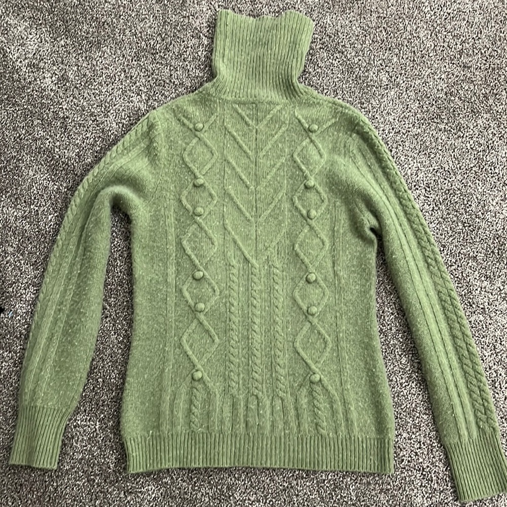 Saks fifth avenue cashmere sweater